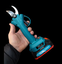 Forbice Da Potatura A Batteria